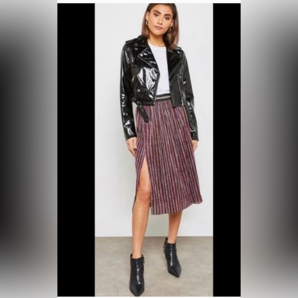 TOPSHOP Metallic Plisse Striped Midi Skirt Size 8 A-line Elastic Waist Slit - Picture 1 of 7